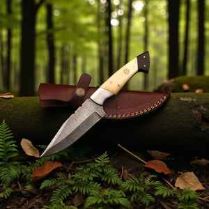 Cuchillos de Caza Hechos a Mano de Alta Calidad con Mango de Hueso Premium, Hoja Fija de Acero de Damasco para Supervivencia al Aire Libre y Camping - Product Image 3