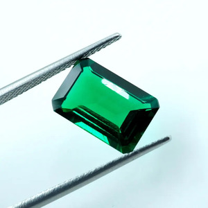 เบาะตัดในห้องปฏิบัติการปลูกมรกต zambian: อัญมณีหลวม3.40ct - Product Image 4