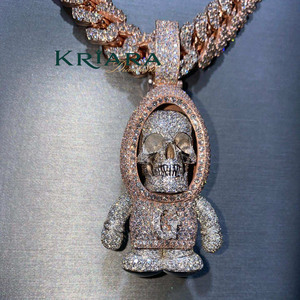 Colgante de astronauta con calavera cultivada en laboratorio, de plata 925 chapada en oro rosa, joyería temática de hip hop para hombre - Product Image 2