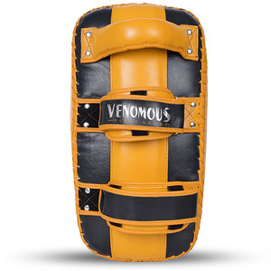 Protège-bras/protège-tibias en cuir antidérapant et écologique entièrement personnalisés Venomous Tiger Viper – Équipement de protection de qualité supérieure pour la boxe. - Product Image 5