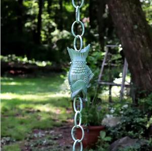 Chaînes de pluie en métal en forme de poisson argenté, ajoute une ambiance aquatique ou aquatique-marine aux jardins et espaces extérieurs, vente en gros depuis l'Inde - Product Image 2