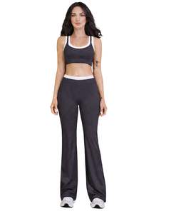 Ensemble de sport personnalisé pour femme : soutien-gorge gris anthracite et blanc contrastant et pantalon évasé taille haute extensible pour yoga, fitness, gym – Vente en gros OEM - Product Image 1