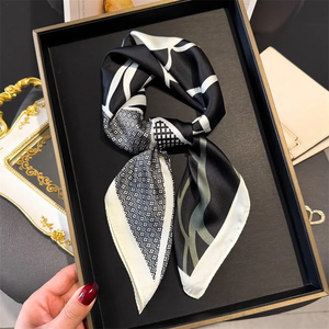 Pañuelo de Diseño de Lujo con Estampado para Mujer, Pañuelos de Seda, Bandana, Hiyab, Pañuelo para el Cuello, Chal, Pañuelo para el Cabello, Foulard, Envoltura para Dama - Product Image 2