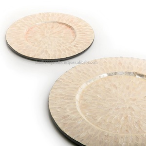 Mère de perle ovale M.O.P ensemble de 2 assiettes avec poignée au Vietnam - Product Image 3