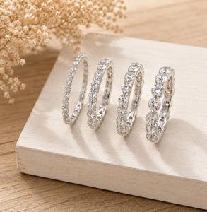 แหวนเพชรทรงกลมสังเคราะห์ IGI Certified สวยงามอลังการ ดีไซน์วินเทจแบบเต็มวง 0.44 กะรัต สี E F VS ทองคำแท้ 10K 14K 18K แบบหนามเตย สำหรับเจ้าสาว - Product Image 1