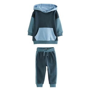 Fournisseur de vêtements de sport Ensemble de gym pour jeunes Vêtements de sport respirants Vente en gros Ensemble d'entraînement pour enfants Ensemble de gym léger pour la remise en forme - Product Image 1