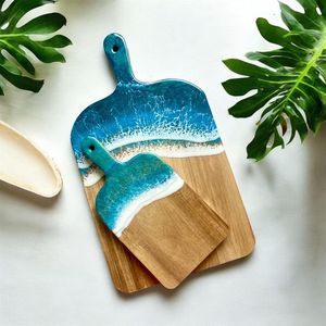 Plateau de service en bois massif éco-responsable avec résine époxy, logo personnalisé, grande assiette décorative pour hôtel, restaurant, cuisine, fournisseur - Product Image 1
