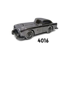 โมเดลโลหะตกแต่งรถยนต์คุณภาพดีที่สุด พร้อมผิวขัดเงา ทนทาน เหมาะสำหรับตกแต่งบ้าน สำนักงาน และวางโชว์บนชั้นวาง มีจำหน่ายแล้ว - Product Image 6