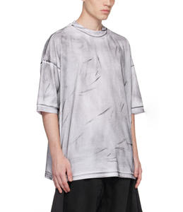 เสื้อยืดคอกลมโอเวอร์ไซส์แบบสั่งทำพิเศษสำหรับผู้ชาย น้ำหนัก 230 กรัม ผ้าฝ้าย 100% ซักย้อมแบบแอซิดวอช ตัดเย็บชายเสื้อยาวพิเศษ ย้อมสีด้านข้าง - Product Image 4