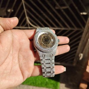 Splendide montre analogique à quartz pour homme, mouvement ETA, incrustée de diamants Moissanite, boîtier de 28 mm, verre saphir, cadeau de luxe - Product Image 1