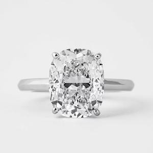 Anillo de Compromiso Solitario Atemporal de Oro Blanco de 14K con Diamante Cultivado en Laboratorio de 5.00ct, Corte Cojín, Claridad F VS2, Joyería Fina Premium - Product Image 1