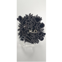 Gaintech Singapour 1,68 L 21,65 mm de hauteur OEM Divers types Plinthe en caoutchouc TPE TPV noir résistante aux intempéries sur mesure