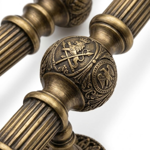 Poignée de porte en laiton de luxe de style impérial avec embout décoratif en forme de lance – Quincaillerie architecturale haut de gamme pour portes design - Product Image 3