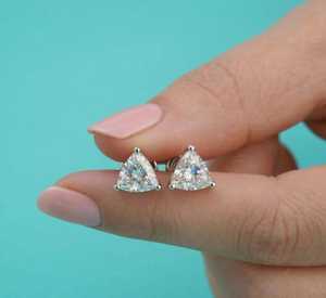 Pendientes Solitarios de Moissanita de 1 Quilate con Corte Trillón para Unisex, Plata 925, Joyería para Aniversario de Mujer, Regalo para Novia - Product Image 6