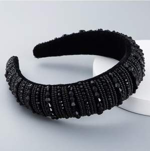 Diadema Elegante Negra Jet con Acolchado, Adorno de Hojas de Cristal Brillante y Bordado, Diadema Ancha de Moda para Mujer, Estilo para Fiestas - Product Image 5