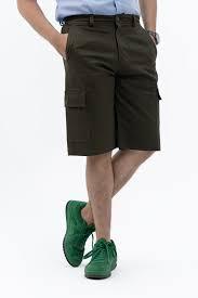 กางเกงขาสั้นคาร์โก้เทคนิคอลพรีเมียมสำหรับผู้ชาย สีเขียวมะกอกเข้ม ทนทาน พร้อมกระเป๋าคาร์โก้แบบซ่อน และทรงพอดีตัวที่ออกแบบมาเพื่อประสิทธิภาพสูง - Product Image 3