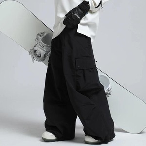 Pantalon cargo imperméable bleu pour homme, taille élastique avec cordon de serrage, idéal pour le snowboard, le ski et les activités de plein air - Product Image 2
