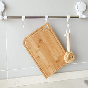 Planche à découper en bois de qualité, forme rectangulaire, antidérapante, durable, écologique, légère, passe au lave-vaisselle, pour une utilisation quotidienne en cuisine - Product Image 3