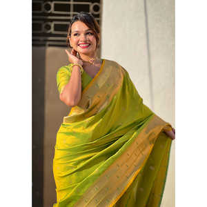 Sari en soie tissée Elite Weaves Mehandi Green Zari, spécial Gudi Padwa Paithani pour les festivals indiens et pakistanais - Product Image 3
