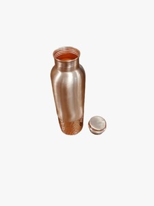 Botella de Agua de Cobre Ecológica de Doble Pared, Duradera, con Diseño Moderno y Fabricación Premium, Compre Directamente del Proveedor a Precio de Fábrica - Product Image 3
