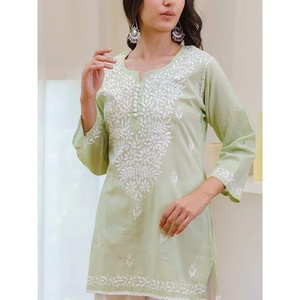 TOP DE TRABAJO BORDADO CHANDERI DE DISEÑADOR con PALAZZO LIGHT VERDE MENTA BLANCO - Product Image 2