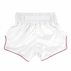 Pantalones cortos de boxeo con diseño ergonómico para resistencia, que ayudan a los luchadores a mantenerse en forma y listos para el combate contra oponentes. - Product Image 2