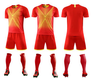 Ensemble d'uniformes de football personnalisés par sublimation, respirant, à séchage rapide, maillot et short de football, kit d'entraînement d'équipe, vêtements de sport pour hommes, vente en gros - Product Image 4