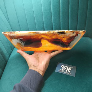 Bandeja Moderna de Resina Hecha a Mano con Acabado Brillante y Suave, Estilo Ángel, para Decoración de Mesa de Centro y Exhibición Premium en el Hogar - Product Image 4