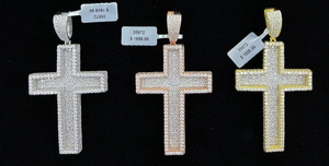 Pendentif Croix Iced Out avec Diamants Moissanite Plaqué Or, Breloque Religieuse, Bijou Unisexe Tendance, Cadeau - Product Image 2