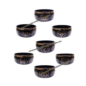 Meilleur bol sonore en laiton à sept chakras de couleur noire pour la guérison de la pleine conscience et l'équilibrage des chakras - Product Image 1