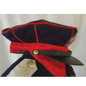 Casquette de terrain du Landwehr prussien (Mütze). Il est fabriqué en 100 % laine et présente une visière et une sangle en cuir. - Product Image 5