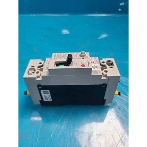 Disjoncteur différentiel Mitsubishi NV50-SVFU 30A d'occasion – Pièces d'équipement semi-conducteur d'époque - Product Image 2