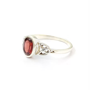 Natural <b>Garnet</b> Oval Gemstones <b>Ring</b> 925 Silver 2.0 Grams Minimalist Trendy Lightweight & Comfort Fit Everyday Wear - Product Image 2