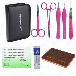 Medic Instruments Kit de pratique de suture de formation médicale de haute qualité Ensemble de 5 pièces Modèle de peau en silicone durable en acier inoxydable - Product Image 1