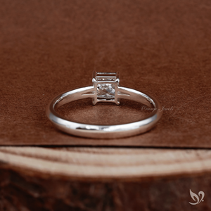 Anillo de Compromiso con Diamante Cultivado en Laboratorio, Corte Princesa, 0.50CT, Certificado IGI, Solitario en Oro Sólido de 10k, Moderno - Product Image 2