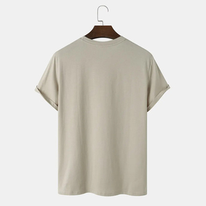 เสื้อยืดแขนสั้นผู้ชายสีเบจ คอโอ ทรงปกติ สีพื้น สไตล์ลำลอง - Product Image 5