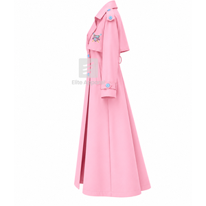 Manteau long sur mesure de la sororité Gamma Phi Delta, logo brodé sur le devant, col cranté, en laine bleu ciel et rose, pour femme. - Product Image 4