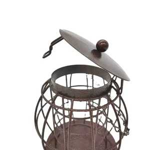 Mangeoire à oiseaux en métal avec couvercle articulé, style lanterne, bronze antique, support pour boules de graisse avec cage en treillis métallique pour oiseaux sauvages, décoration extérieure pour jardin et cour - Product Image 6