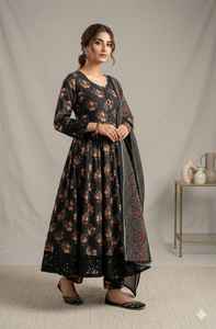 Trajes Salwar Kameez Bordados para Mujer, Paquistaníes, de Alta Calidad, Últimos Colores Exclusivos de Primavera/Verano 2022, en Tela Lawn Importada, Excelente - Product Image 2