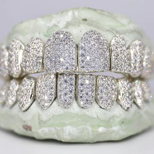 Mejor Precio para Grillz Dentales Personalizados de Plata 925, Joyería Hip Hop con Diamantes de Moissanita para Dientes, Joyería de Plata - Product Image 4