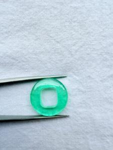 Émeraude de qualité supérieure créée en laboratoire pour bijoux de fiançailles au meilleur prix auprès d'un fournisseur indien, émeraude synthétique. - Product Image 3