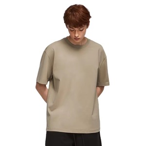 T-shirt noir à col rond pour homme, manches courtes, coupe ample, décontracté, 100% coton jersey, couleur unie, écologique, 250g, tricoté - Product Image 4