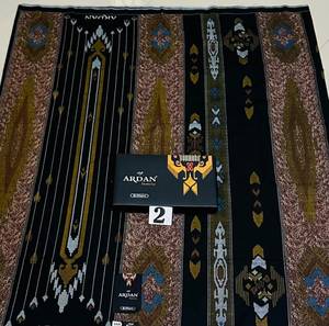Sarong Artesanal Elegante Ardan Brilliant de Indonesia para Hombre, en Rayón Transpirable, para Bodas y Ocasiones Religiosas - Product Image 3