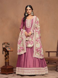 Traje Anarkali Moderno de Seda Bordada Semisellada para Fiesta, Diwali, Boda y Baile de Graduación - Product Image 5