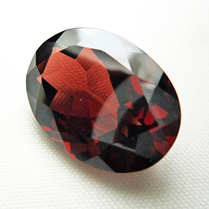 Piedra Suelta de Granate en Forma Ovalada de 13x18mm, Aproximadamente 14 Quilates, Calidad 3A, Precio de Fábrica PDM Gems, para Anillos, Colgantes y Joyería Personalizada - Product Image 2