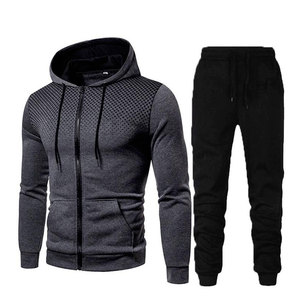 Traje de entrenamiento de poliéster 100% transpirable para hombre, personalizado OEM 2025, con cuello alto y media cremallera, para otoño - Product Image 1