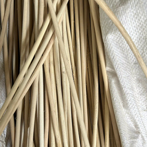 Noyau de rotin en vrac, matériau naturel pour la fabrication de chaises et la production artisanale - Product Image 1
