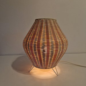 Lampe de bureau de forme ronde en gros avec lumière led lampes de table en rotin moins cher prix du fabricant vietnamien - Product Image 3