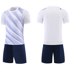 Tenue de sport professionnelle, uniforme de football pour adultes, nouveau design personnalisé par sublimation et taille personnalisée, uniformes de football unisexes - Product Image 6