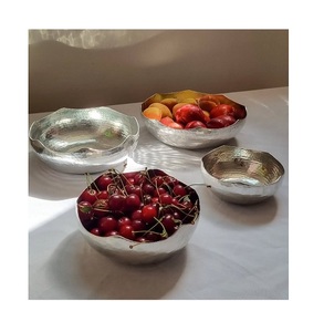 Unique Design Stainless Steel Serving Bowl For <b>Kitchen</b> Accessories Premium Quality Dinnerware Fruits And Food Bowl - Product Image 1